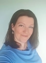 Photo of Suzanne Perkins